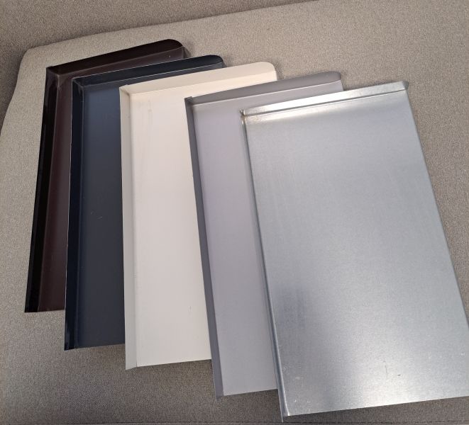 Sheet metal window banch